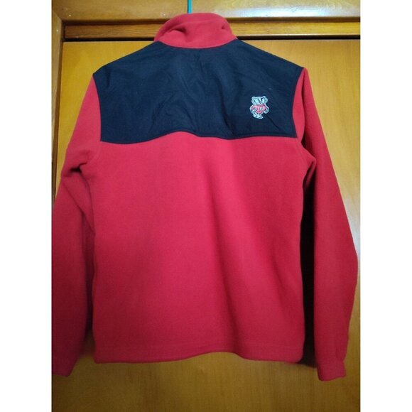 Well built jacket by Columbia, Wisconsin Badgers XL - Picture 2 of 6